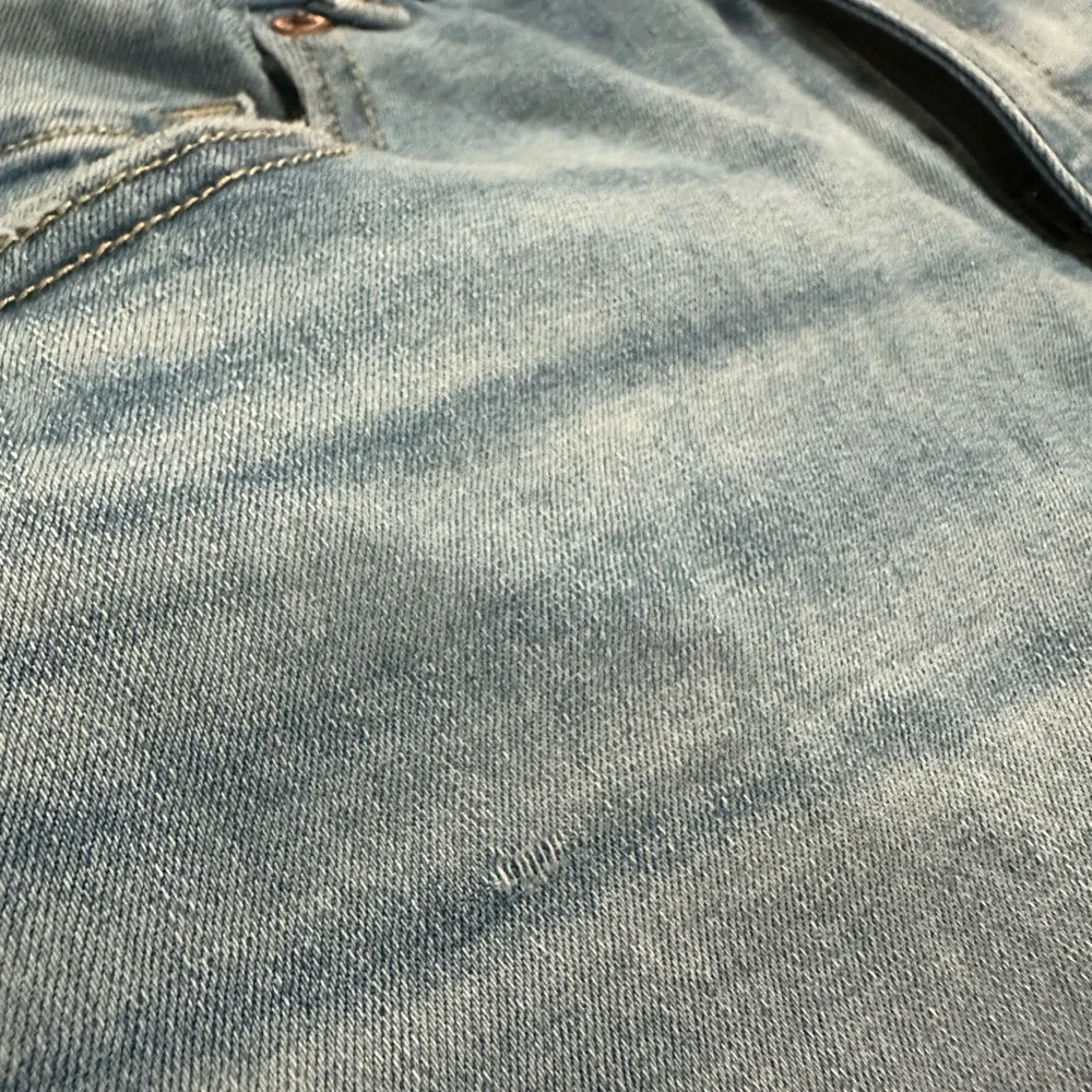 Classic Blue Women's Jeans - Picture 16 of 16